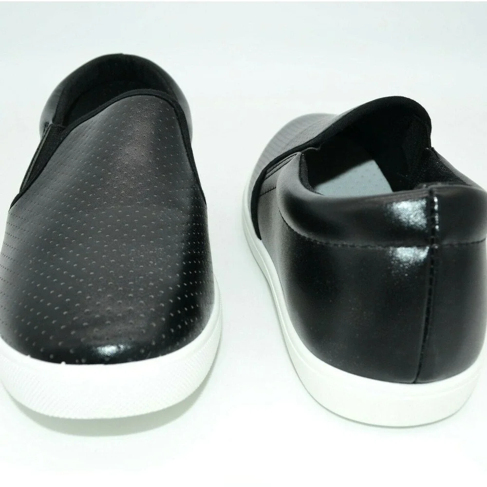 Mata Womens Shoes Pinster Loafer Slip On Sneaker 10 Black Cushioned Insole NEW